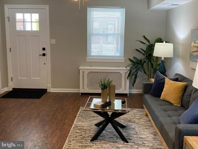 property at 1644 Rosedale St NE