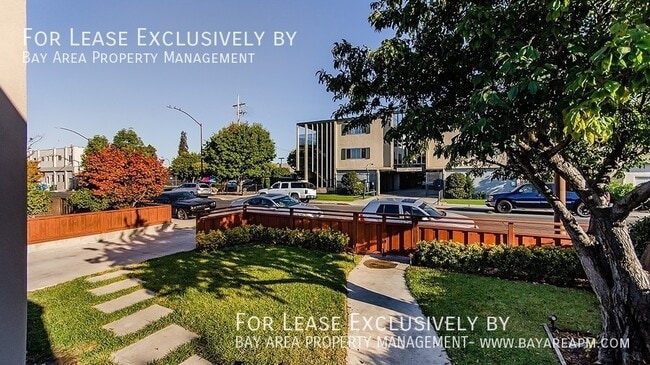 146 Roosevelt Ave in Redwood City, CA - Building Photo - Building Photo