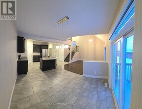 33 Stonecrest Blvd in Quinte West, ON - Building Photo - Building Photo