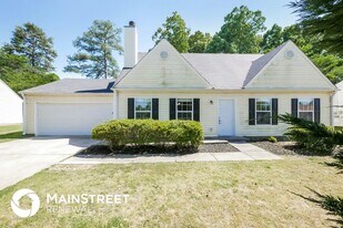 2703 Holly Berry Dr in Ellenwood, GA - Building Photo