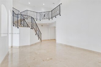 11304 NW 79th Ln in Medley, FL - Building Photo - Building Photo