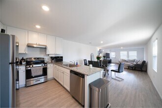 14038 Piglet Trl in San Antonio, TX - Building Photo - Building Photo