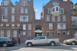 120 Cameron St, Unit CS105 in Alexandria, VA - Building Photo