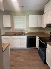 4326 Dogwood Farms Dr in Decatur, GA - Building Photo - Building Photo