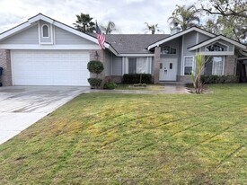9305 Brookstone Ct in Bakersfield, CA - Building Photo