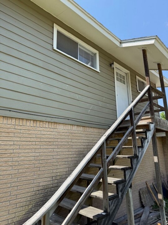 2233 Ivy Ave in McAllen, TX - Building Photo