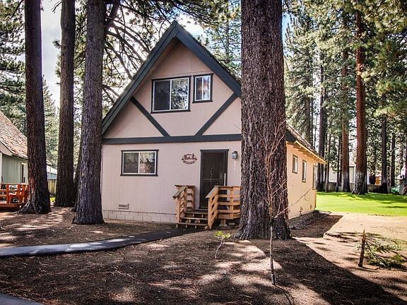 951 Tanglewood Dr in South Lake Tahoe, CA - Building Photo