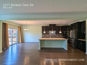 2377 Redbud Tree Dr in Apex, NC - Building Photo - Building Photo