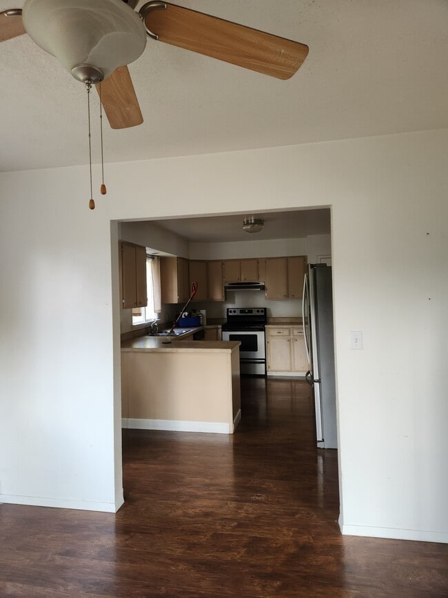 property at 651 W Crestline Dr