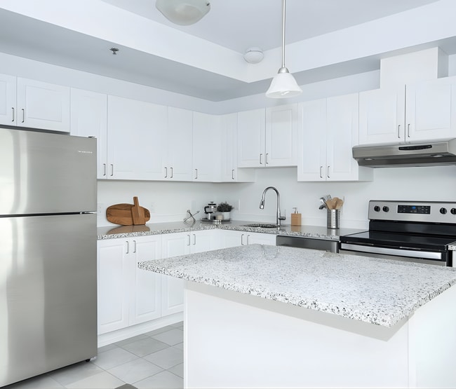 151 Greenbank Road in Ottawa, ON - Building Photo - Building Photo