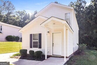6155 Forrest Ave in Union City, GA - Building Photo - Building Photo