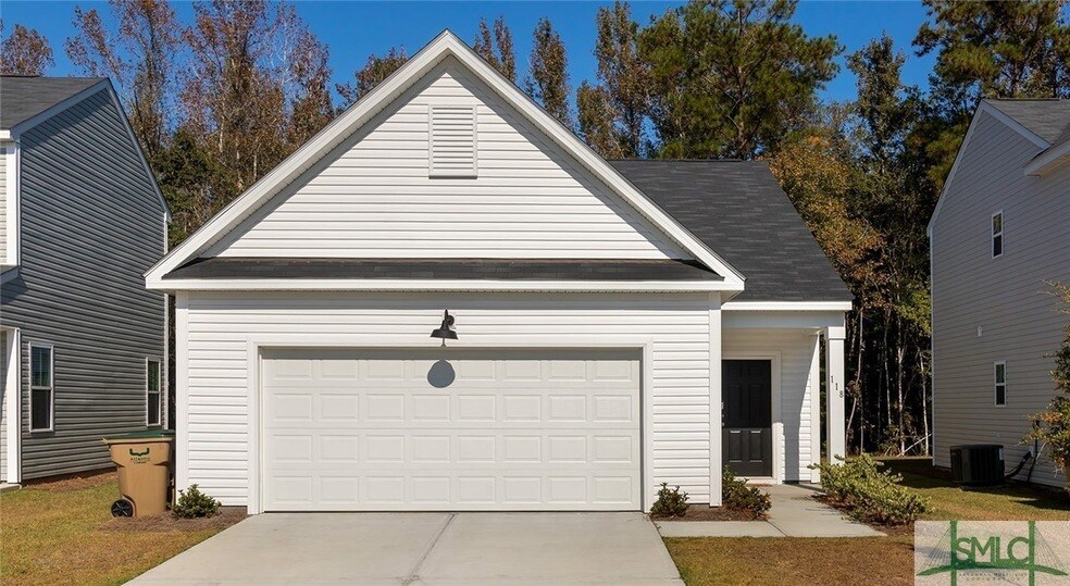 105 Creekside Blvd, Unit 107 in Guyton, GA - Building Photo