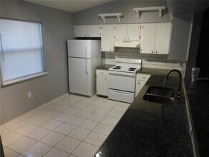 1890 Wolford Rd in Clearwater, FL - Building Photo - Building Photo