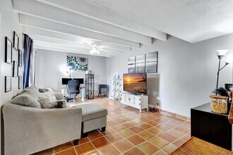 1586 Shaker Cir in Wellington, FL - Building Photo - Building Photo