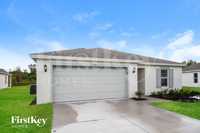 236 Southern Breeze Lp in Winter Haven, FL - Foto de edificio - Building Photo