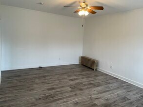 512 E Frech Ave, Unit 1 in Manville, NJ - Building Photo - Building Photo