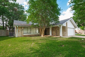 15238 Ensenada Dr in Houston, TX - Building Photo - Building Photo