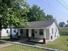 401 Mooresville Pike