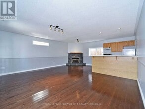 630 Wychwood St in Oshawa, ON - Building Photo - Building Photo