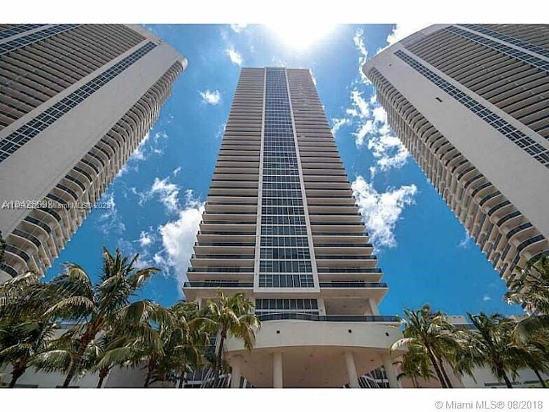 1830 S Ocean Dr, Unit 1705 in Hallandale Beach, FL - Building Photo