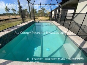 6319 Crested Eagle Ln in Nokomis, FL - Building Photo - Building Photo