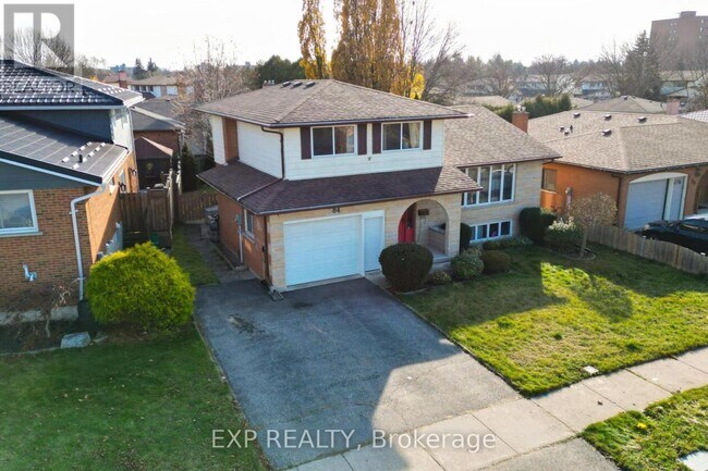 84 Wimbleton Crescent in Kitchener, ON - Building Photo - Building Photo