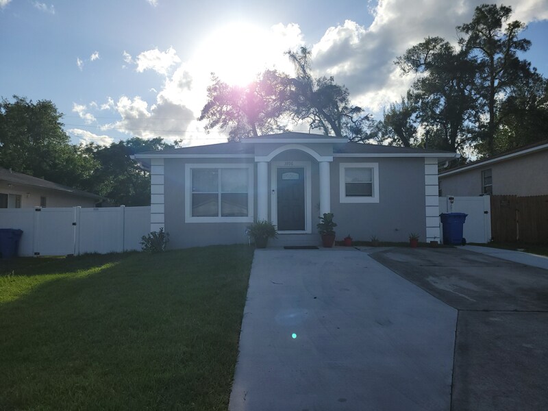 3706 N 57th St in Tampa, FL - Building Photo