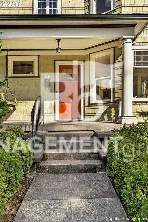 0301 SW Nebraska St in Portland, OR - Building Photo - Building Photo