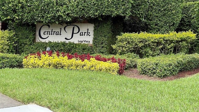 9005 Lee Vista Blvd in Orlando, FL - Building Photo - Building Photo