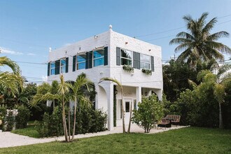 610 38th St in West Palm Beach, FL - Building Photo - Building Photo