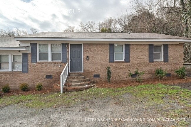 property at 302 E Hudson St