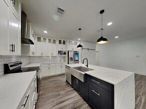 1920 Carver Ave in Fort Worth, TX - Building Photo - Building Photo