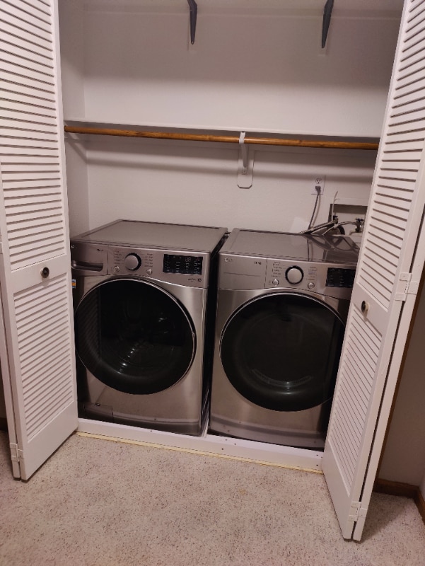 1354 NW Jefferson Ct in Blue Springs, MO - Building Photo - Building Photo