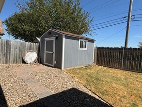 2105 NW Ashley Ct in Lawton, OK - Building Photo - Building Photo