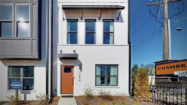 3606 S Tryon St in Charlotte, NC - Building Photo - Building Photo