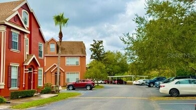 9228 Lake Chase Island Way in Tampa, FL - Building Photo - Building Photo