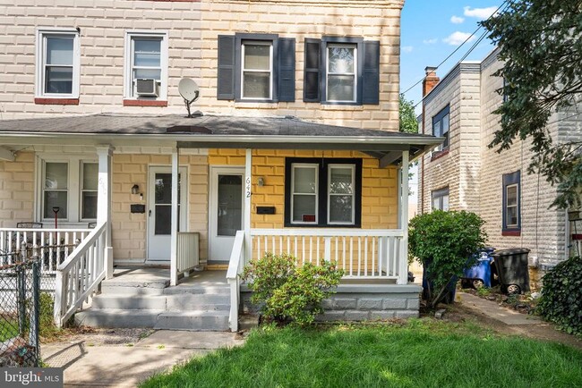 property at 642 Manor Rd