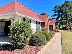 205 Ellicott Dr in Warner Robins, GA - Building Photo - Building Photo