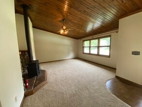 205 Carrie Ave in Urbana, IL - Foto de edificio - Building Photo