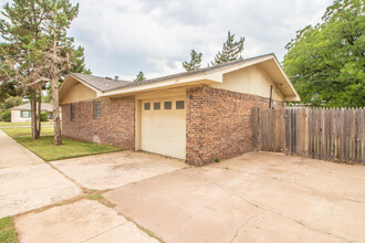 3502 25th St in Lubbock, TX - Foto de edificio - Building Photo