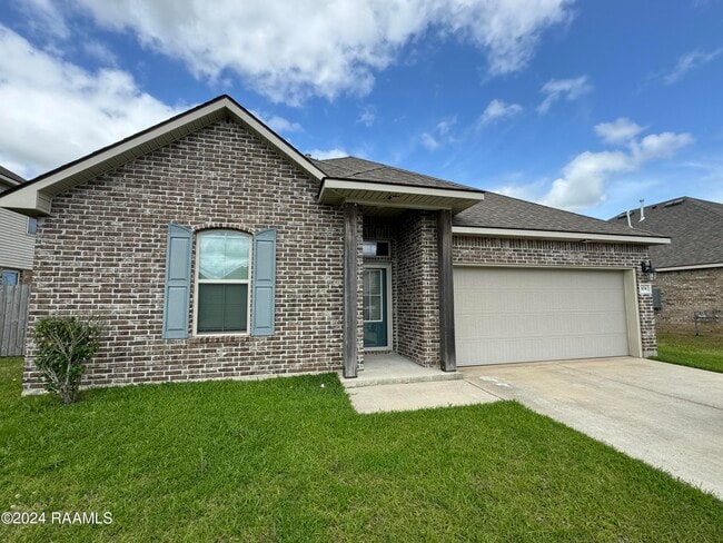 property at 104 Garden Oaks Ave