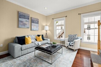 72 Exchange St in Waltham, MA - Building Photo - Building Photo