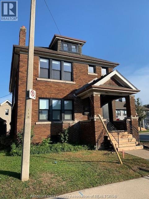 property at 1496-1498 Giles Blvd E