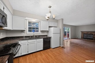 8204 Coneflower Way in Gaithersburg, MD - Building Photo - Building Photo