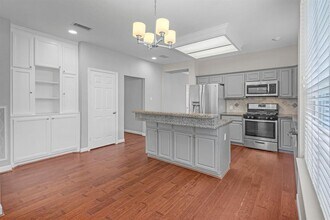 11 Sweetdream Pl in Spring, TX - Building Photo - Building Photo