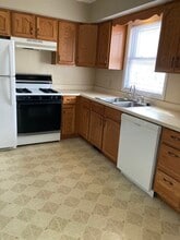 1436 North Rd SE in Warren, OH - Building Photo - Building Photo