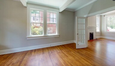 1936 Wheat St in Columbia, SC - Building Photo - Building Photo