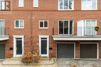 4 Thorburn Private in Ottawa, ON - Building Photo - Building Photo