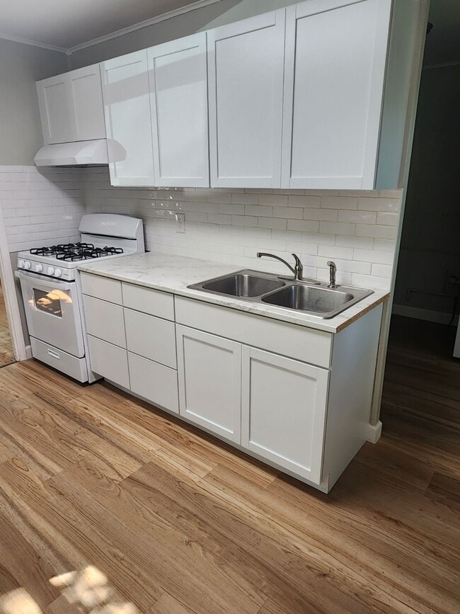 property at 1065 Eastview Dr
