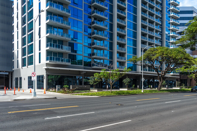 The Central Ala Moana in Honolulu, HI - Foto de edificio - Building Photo